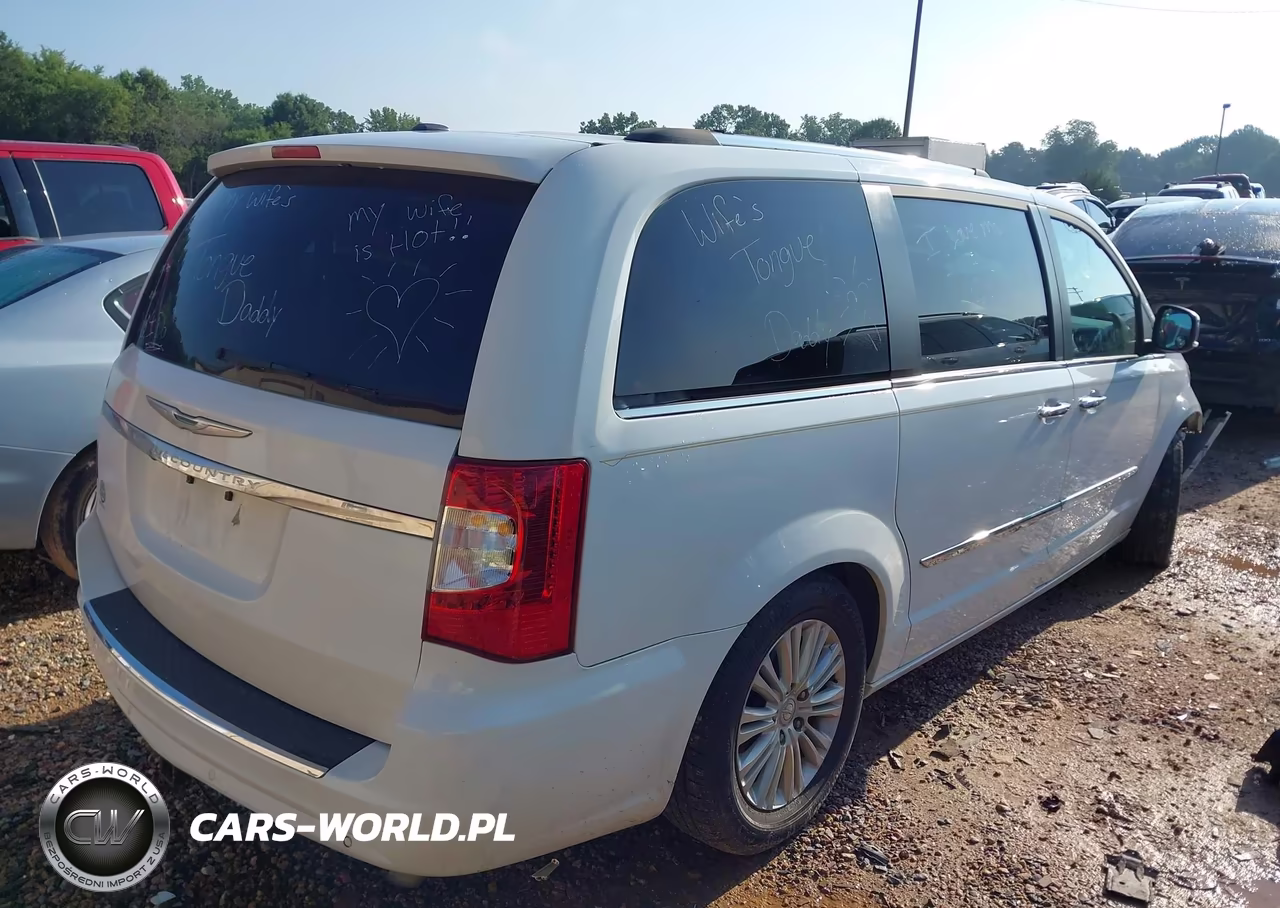 2014 Chrysler Town & Country Limited VIN:2C4RC1GG4ER329935 - 4