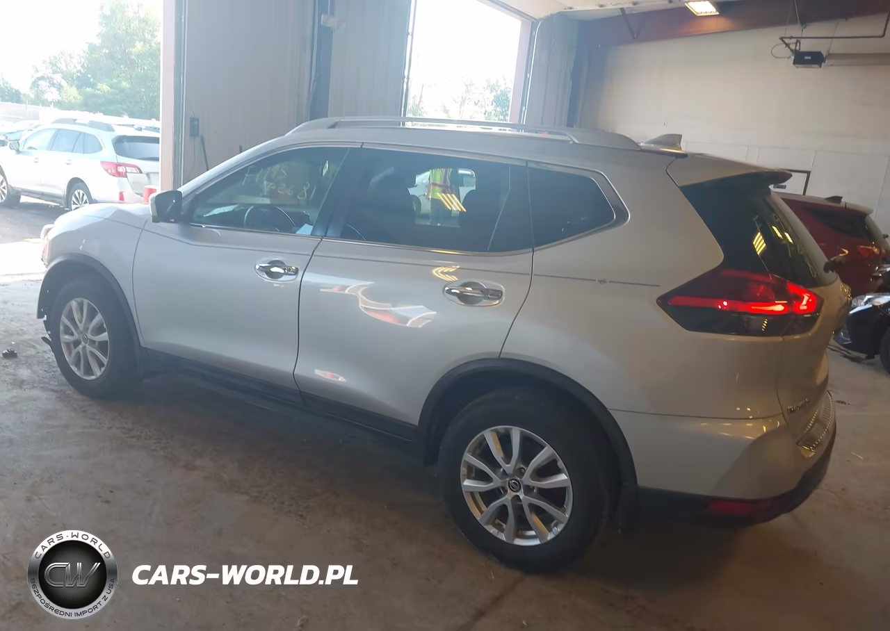 2017 Nissan Rogue Sv VIN:5N1AT2MV8HC771132 - 3