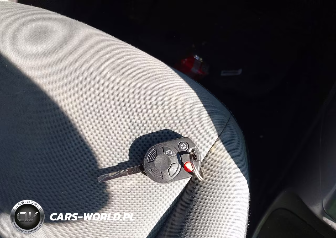 2016 Ford Escape Se VIN:1FMCU9G91GUA93460 - 11