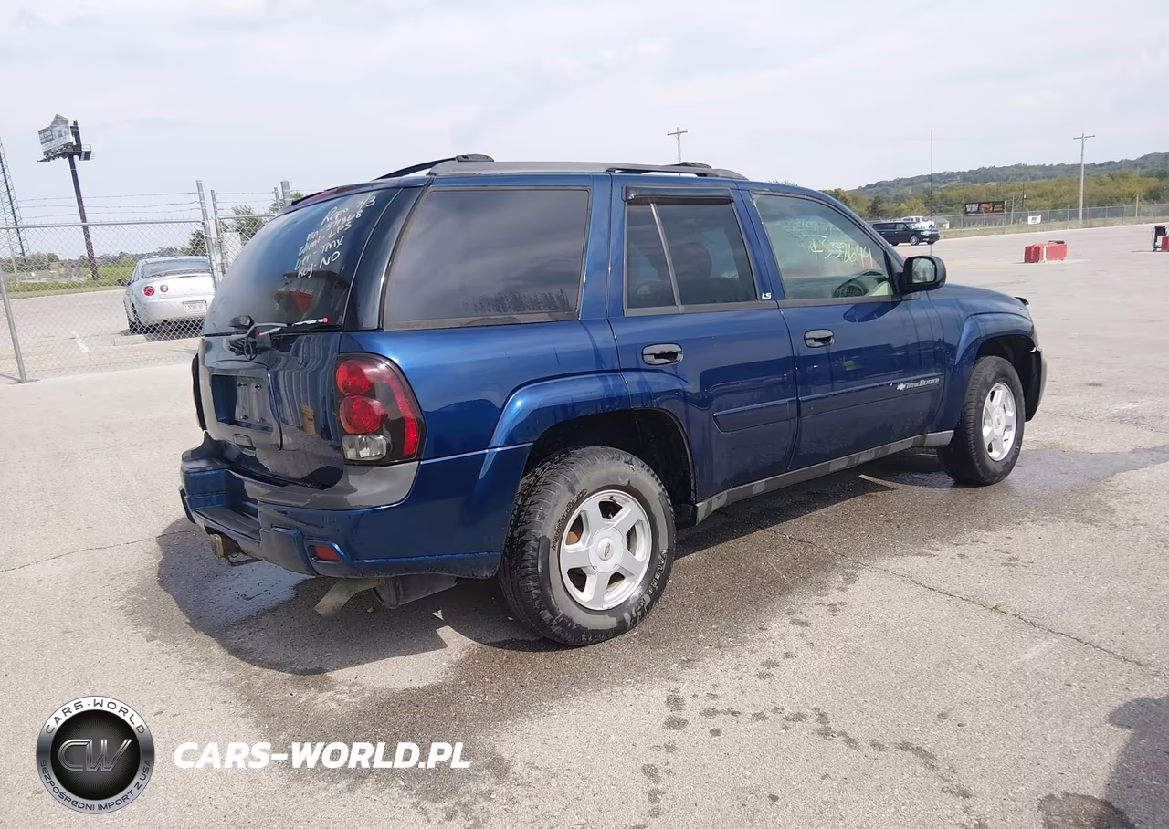 2002 Chevrolet Trailblazer Ls VIN:1GNDT13SX22371368 - 4