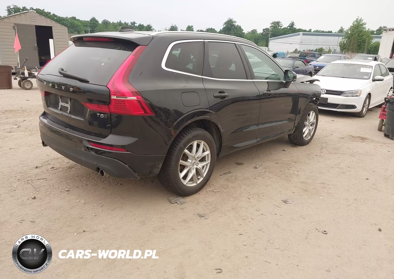 2021 Volvo Xc60 T5 Momentum VIN:YV4102RK0M1749396 - 4