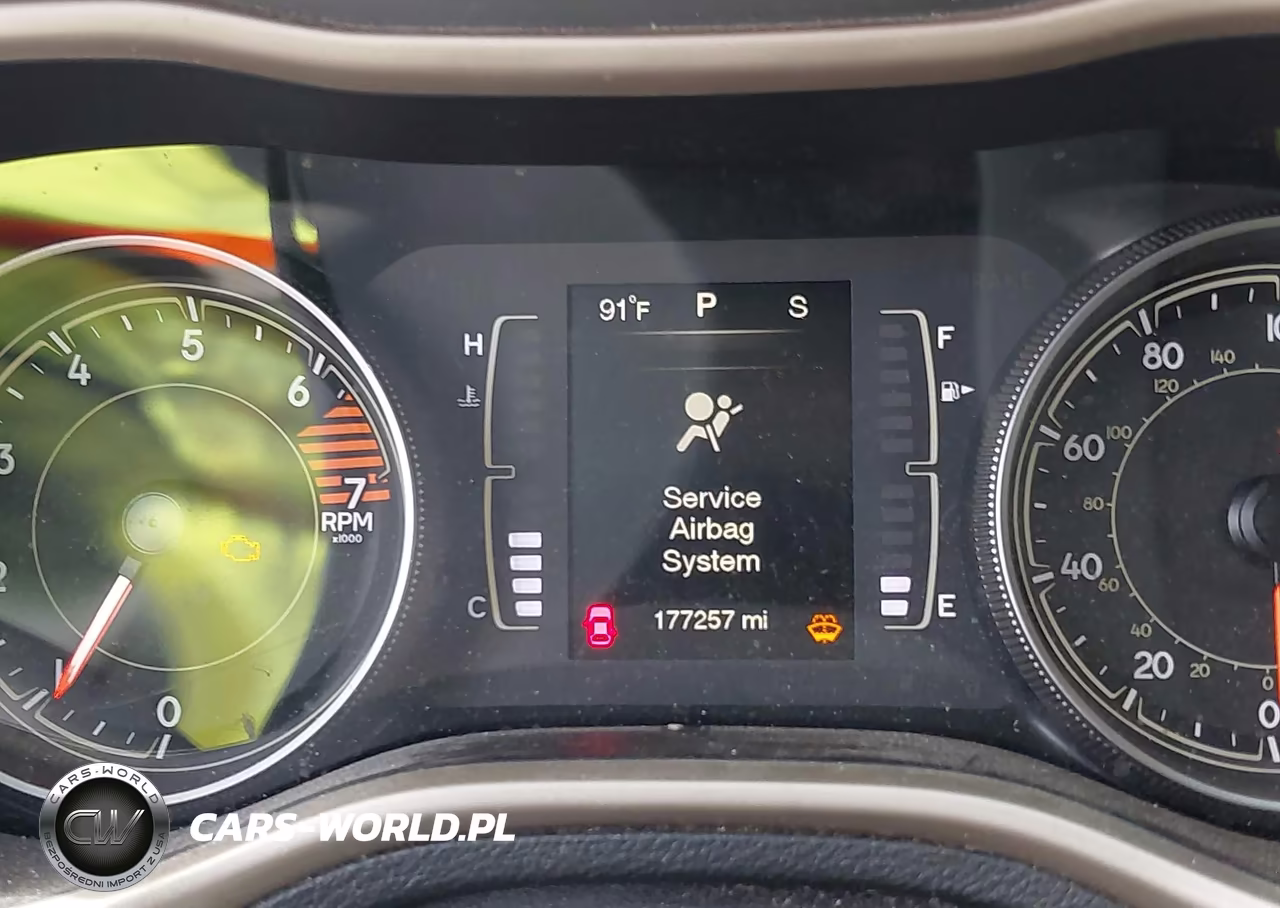 2016 Jeep Cherokee Sport VIN:1C4PJLAB2GW160966 - 7