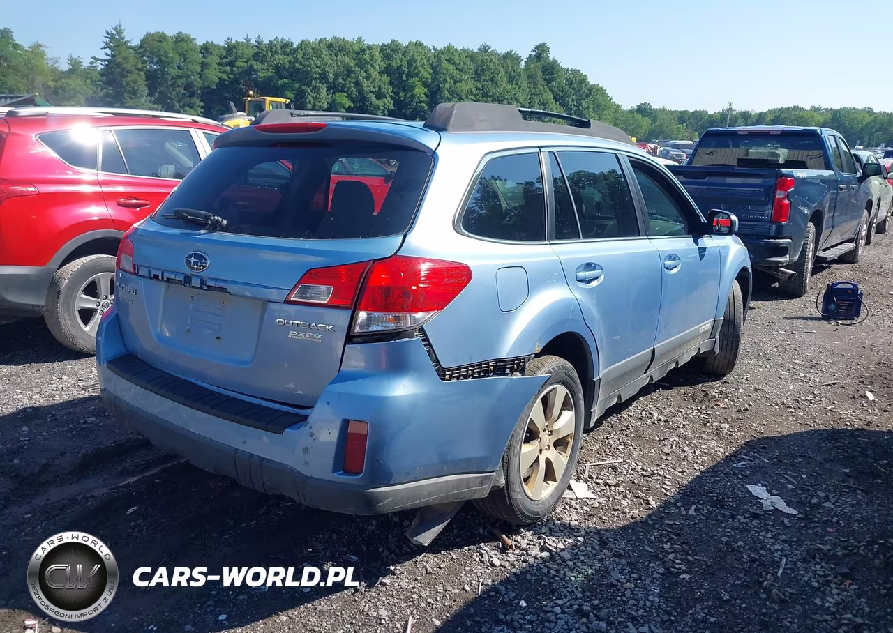 2010 Subaru Outback 2.5I Premium VIN:4S4BRBCCXA3356791 - 4