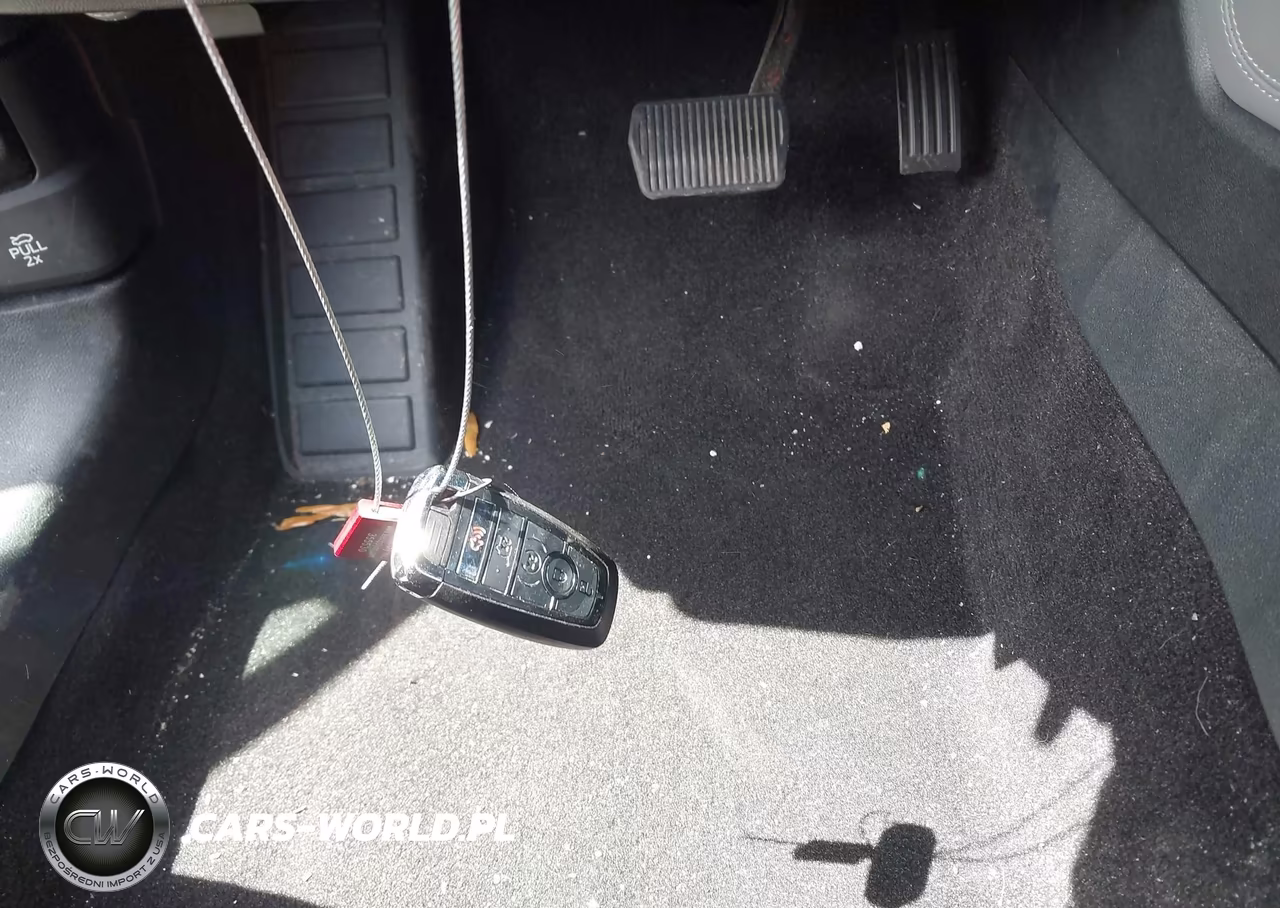 2020 Lincoln Corsair Standard VIN:5LMCJ1C99LUL24189 - 11