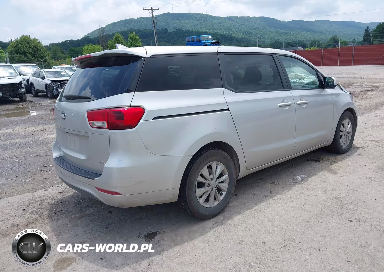 2017 Kia Sedona Lx VIN:KNDMB5C12H6218429 - 4