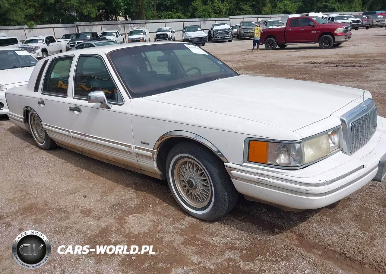 1994 Lincoln Town Car Signature-Tournament