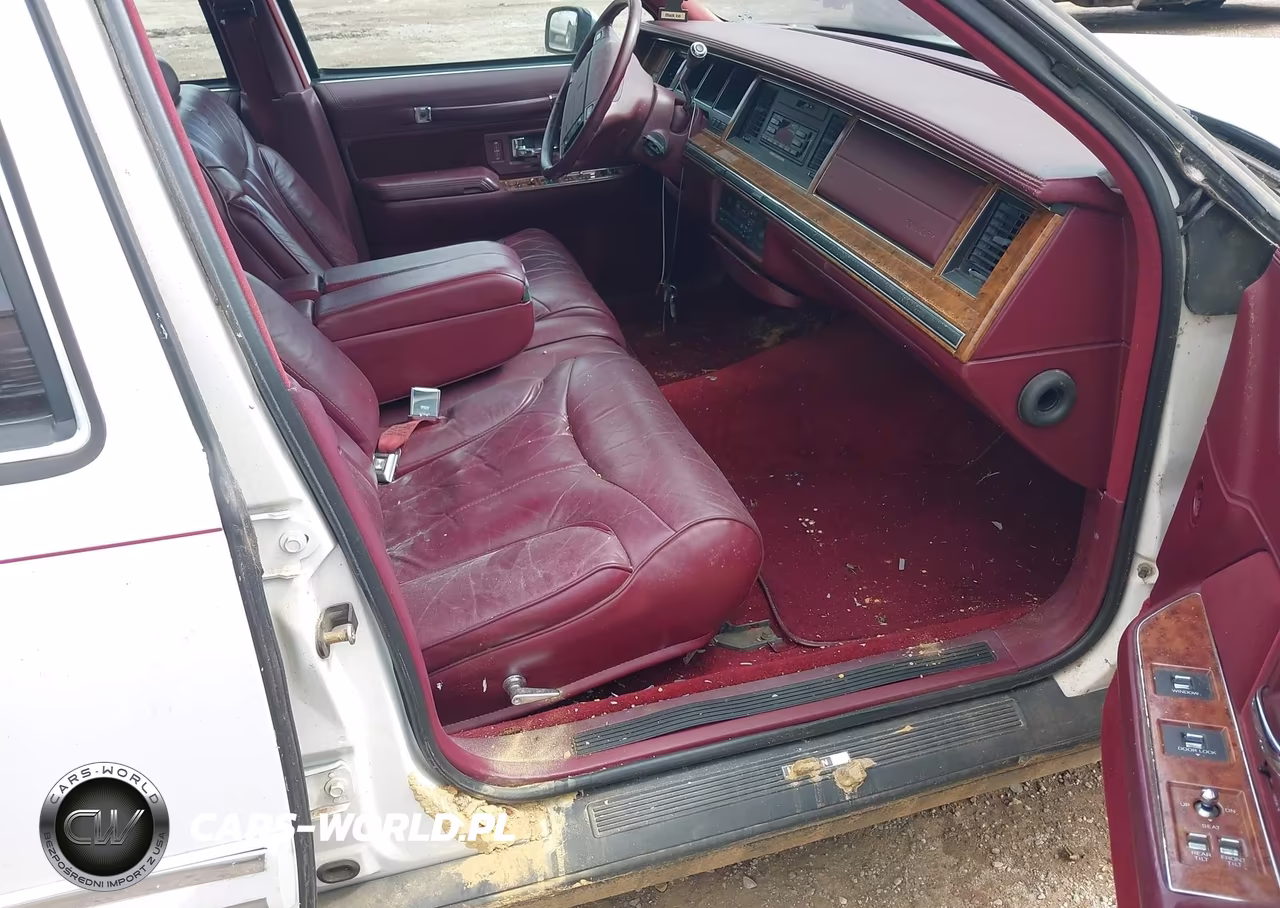 1994 Lincoln Town Car Signature-Tournament VIN:1LNLM82W5RY726366 - 5