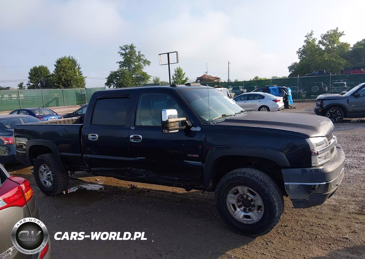 2005 Chevrolet Silverado 2500Hd Ls VIN:1GCHK23215F970711 - 13