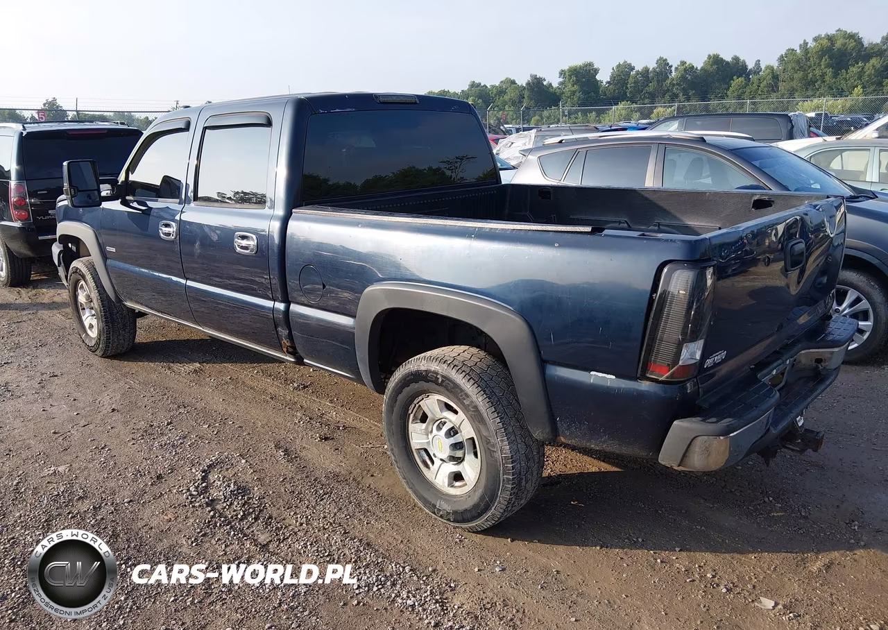2005 Chevrolet Silverado 2500Hd Ls VIN:1GCHK23215F970711 - 3