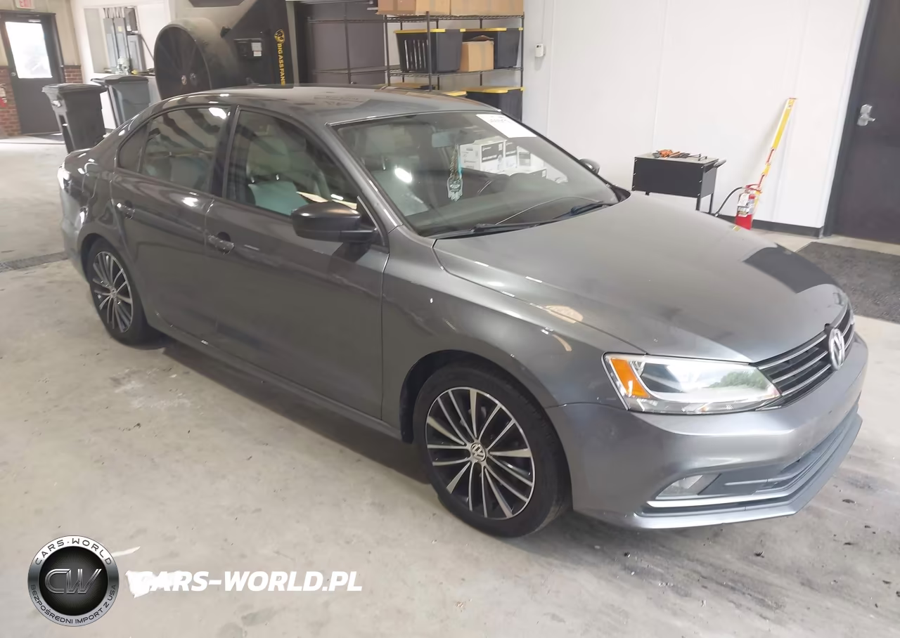 2016 Volkswagen Jetta 1.8T Sport – zdjęcie 1 z 16
