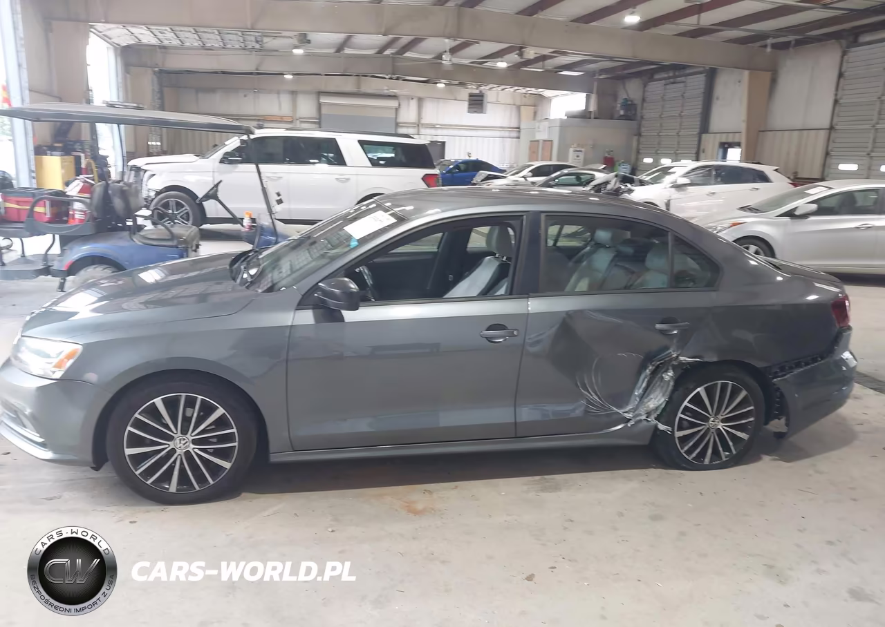 2016 Volkswagen Jetta 1.8T Sport VIN:3VWD17AJ2GM414125 - 14