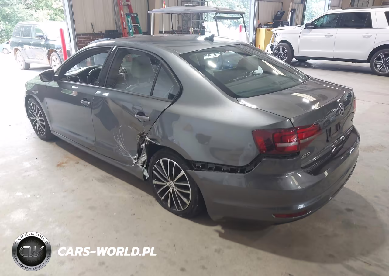 2016 Volkswagen Jetta 1.8T Sport VIN:3VWD17AJ2GM414125 - 3
