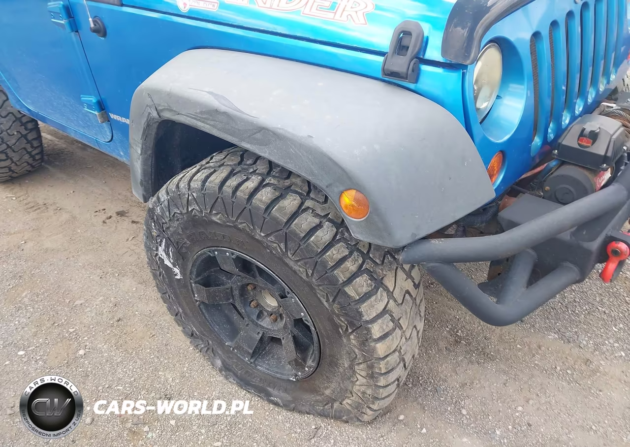 2010 Jeep Wrangler Sport VIN:1J4AA2D1XAL177858 - 6