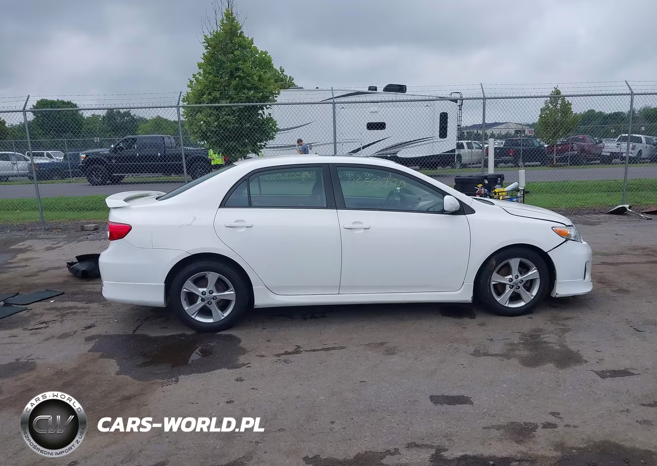 2013 Toyota Corolla S VIN:5YFBU4EE6DP126156 - 13