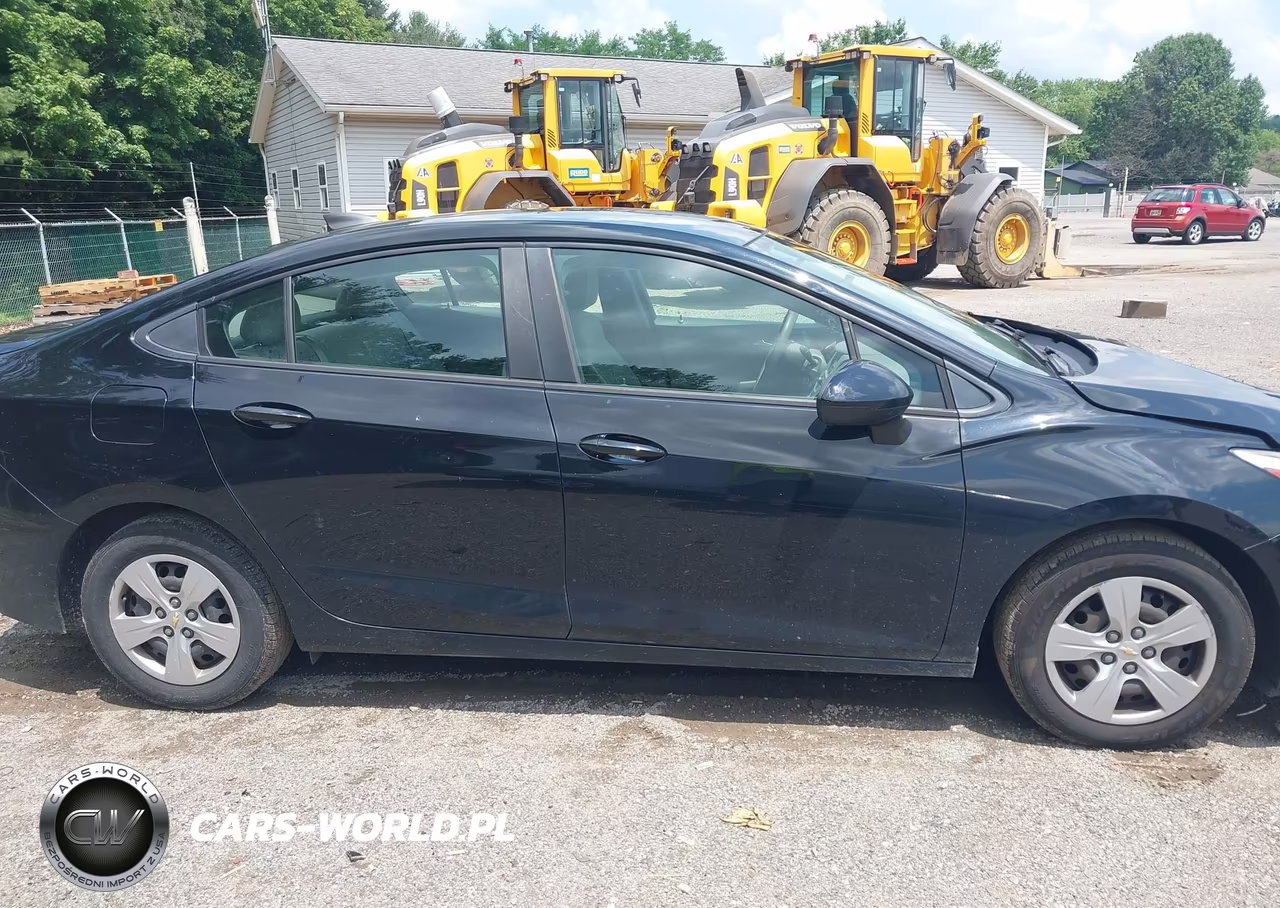 2018 Chevrolet Cruze Ls Auto VIN:1G1BC5SM0J7162659 - 13