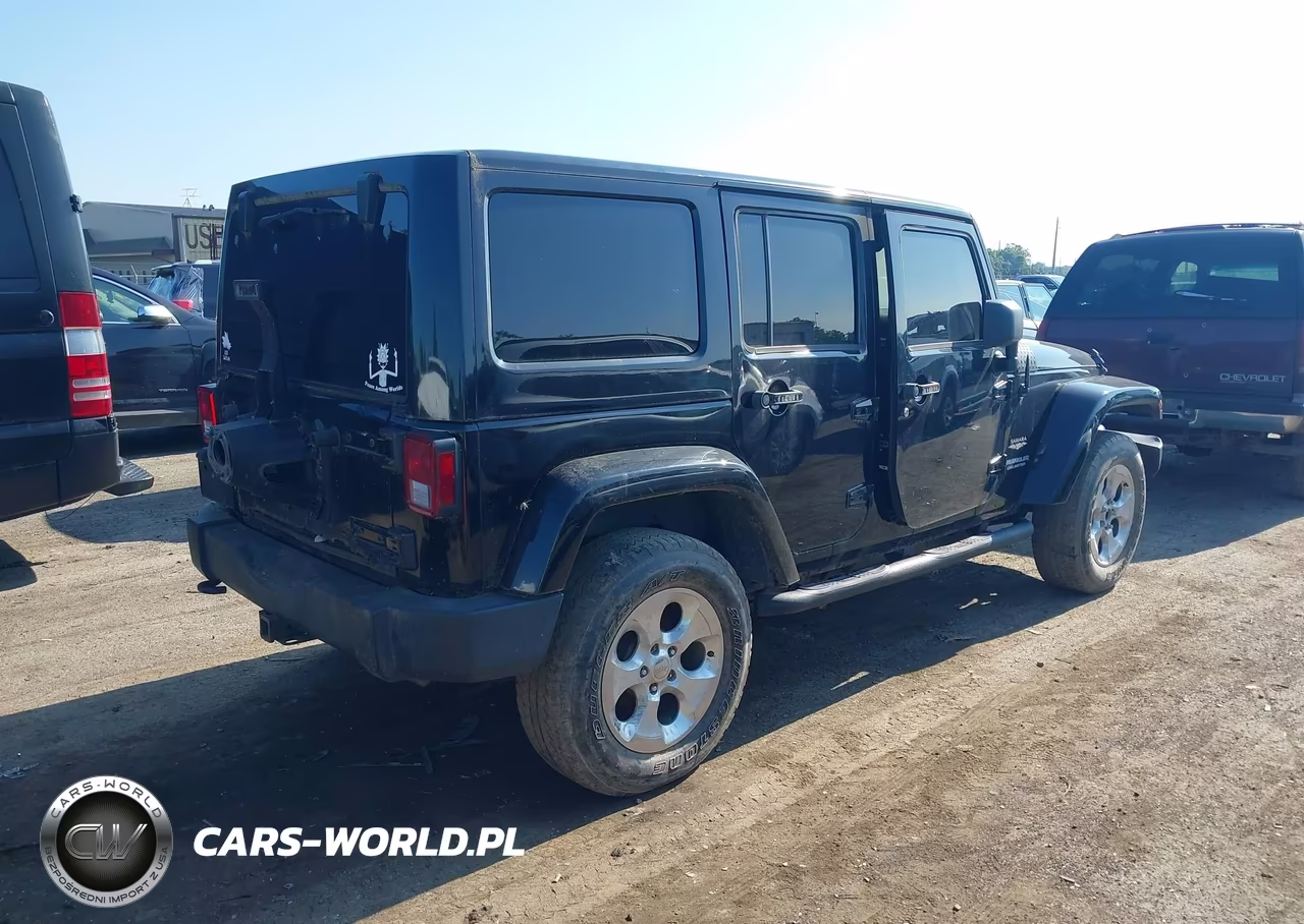 2013 Jeep Wrangler Unlimited Sahara VIN:1C4BJWEG6DL503745 - 4
