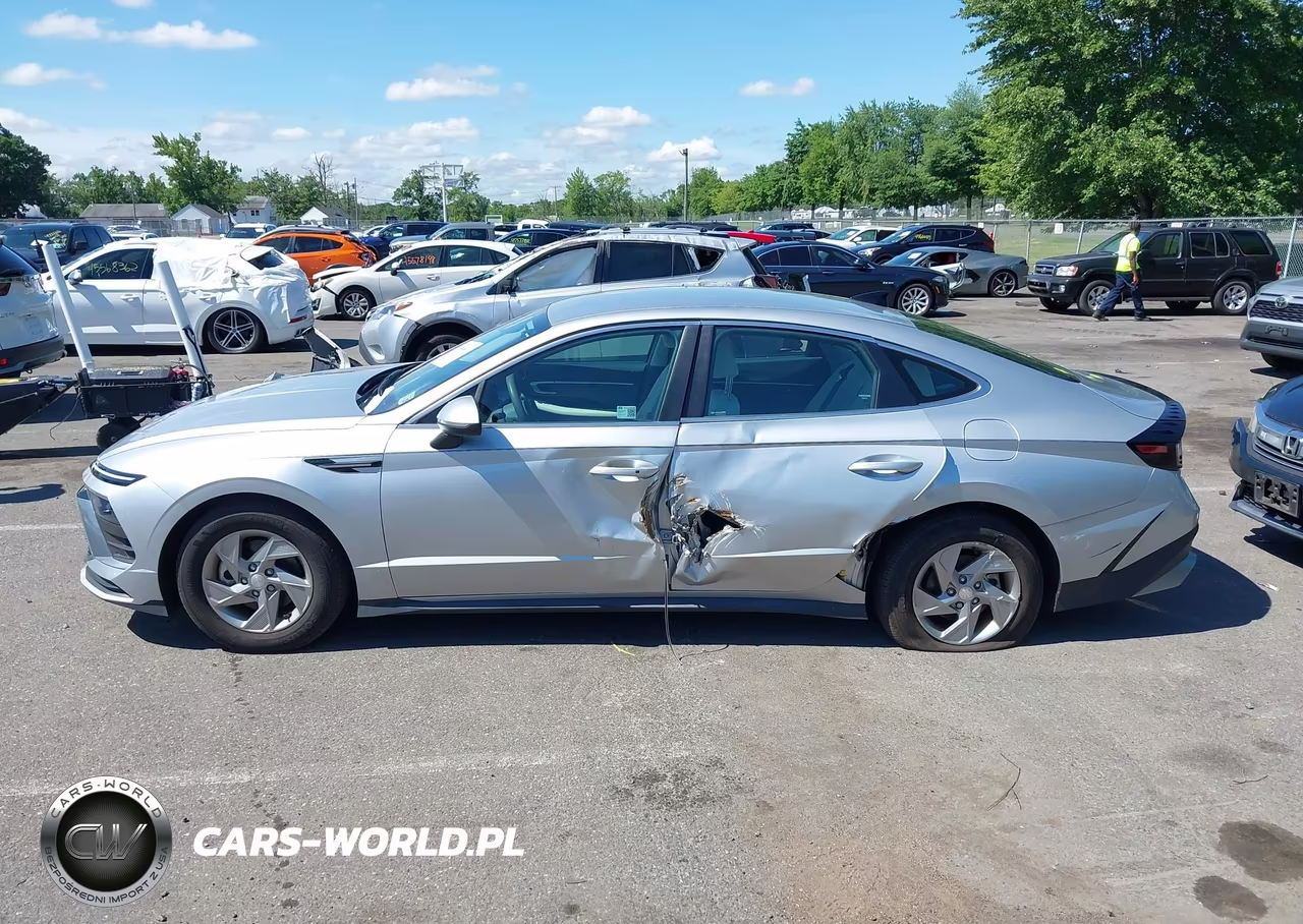 2025 Hyundai Sonata Se VIN:KMHL24JA9SA431645 - 14