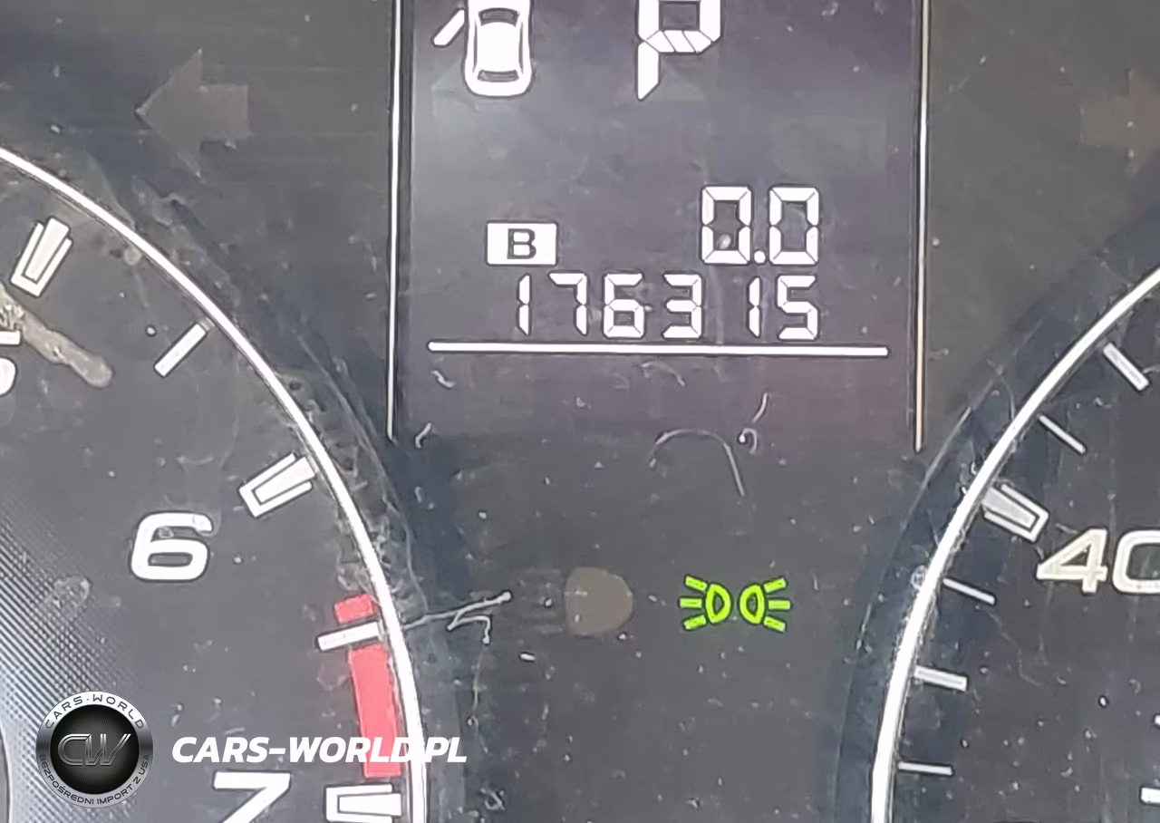 2010 Subaru Outback 2.5I Premium VIN:4S4BRBGC5A3327287 - 12