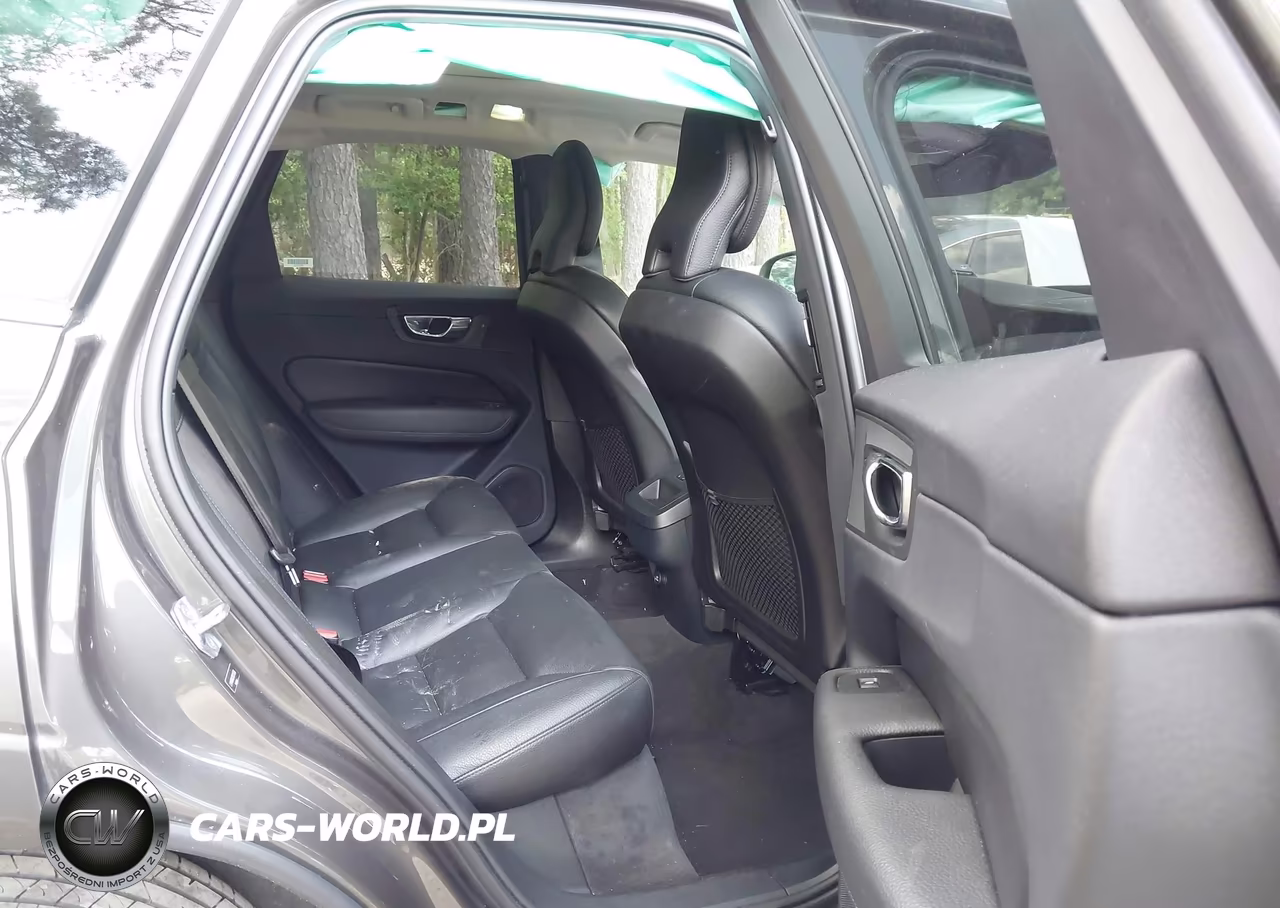 2019 Volvo Xc60 T5 Momentum VIN:LYV102RK2KB215566 - 8