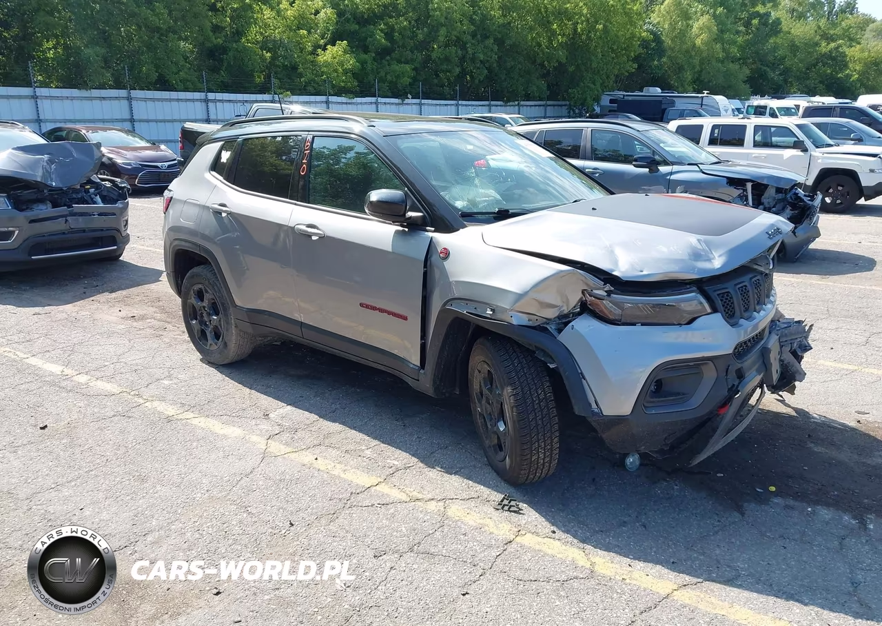 2023 Jeep Compass Trailhawk 4X4 – zdjęcie 1 z 15
