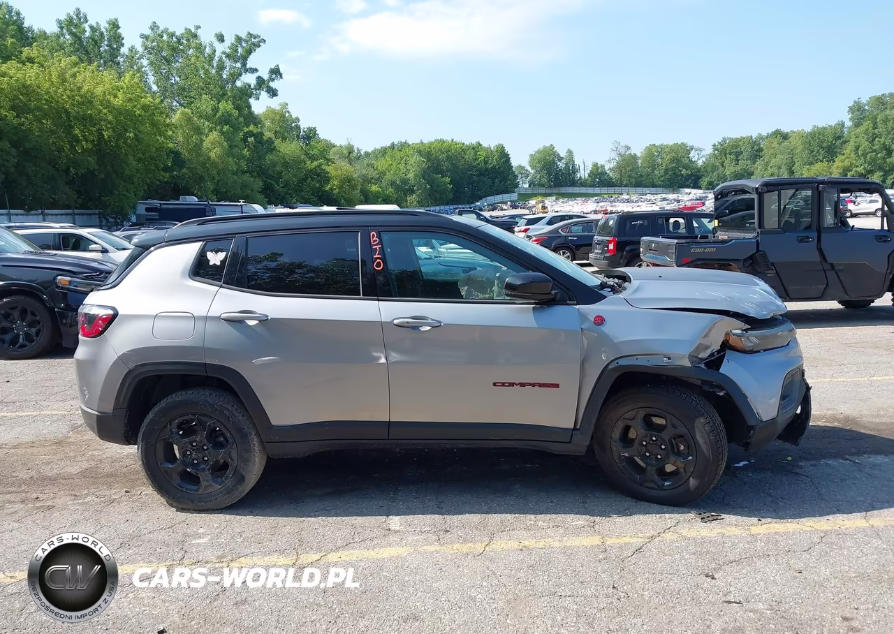 2023 Jeep Compass Trailhawk 4X4 VIN:3C4NJDDN0PT525427 - 12