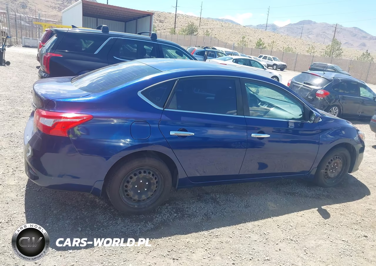 2016 Nissan Sentra S VIN:3N1AB7AP3GY284262 - 13