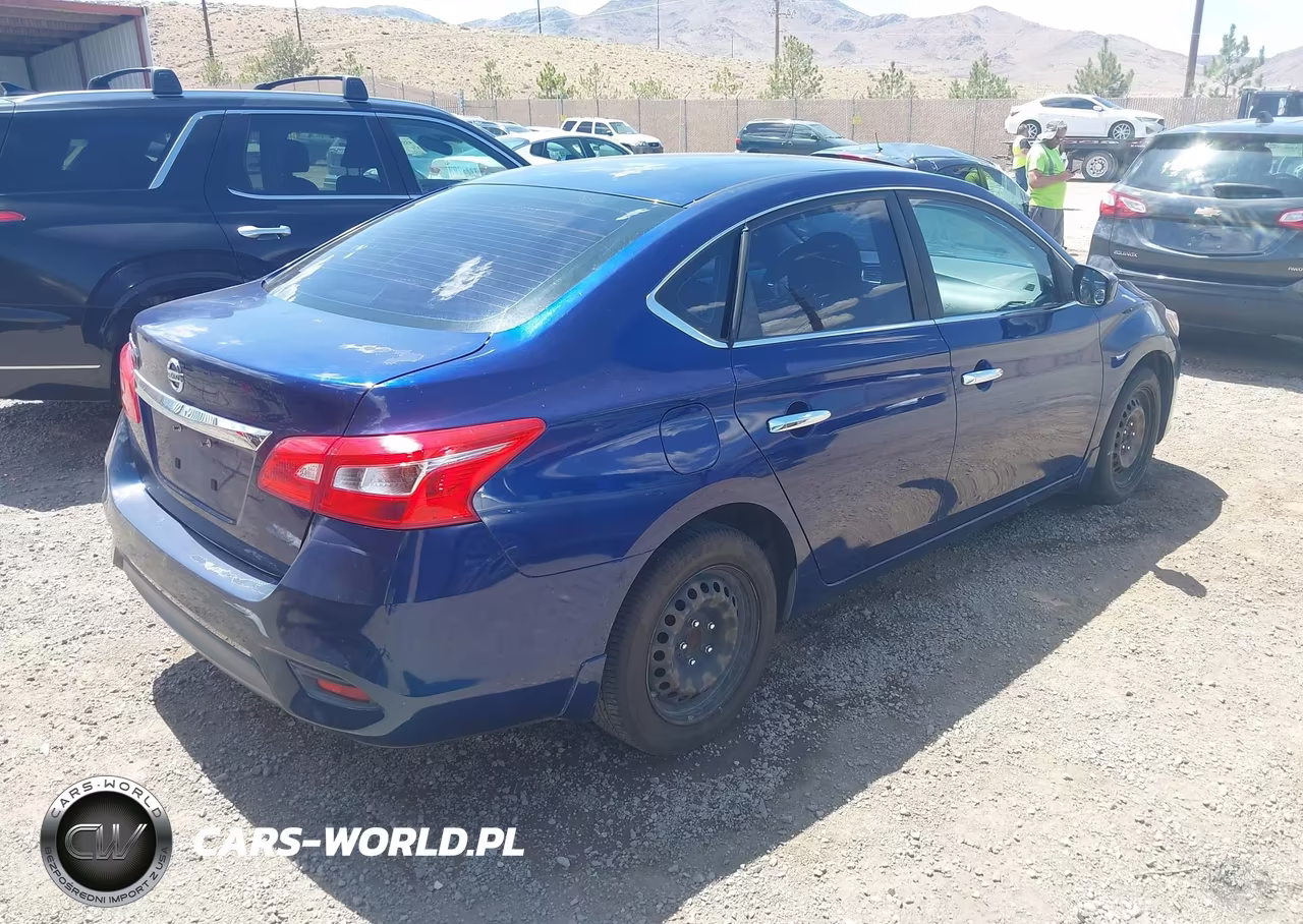 2016 Nissan Sentra S VIN:3N1AB7AP3GY284262 - 4