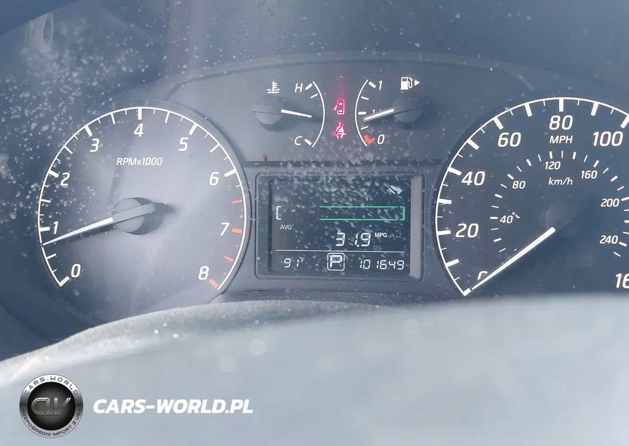2016 Nissan Sentra S VIN:3N1AB7AP3GY284262 - 7