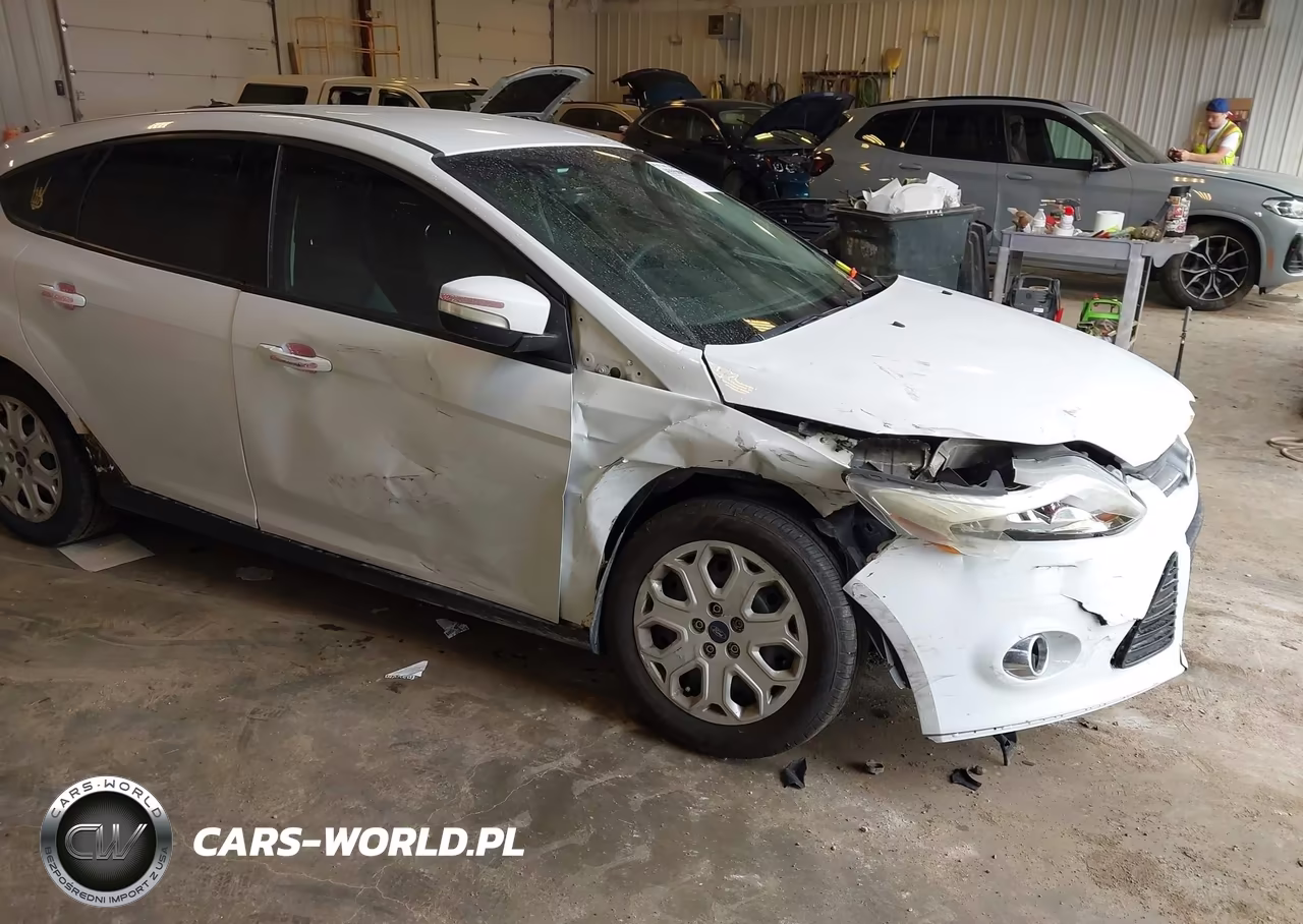 2012 Ford Focus Se VIN:1FAHP3K20CL364412 - 6