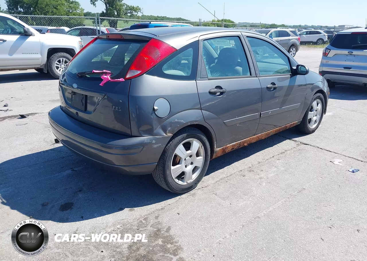 2003 Ford Focus Zx5-Zx5 Comfort VIN:3FAFP37353R167116 - 4