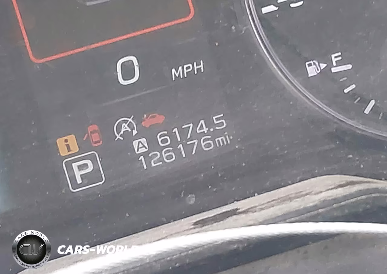 2020 Subaru Outback Premium VIN:4S4BTACC7L3111414 - 7