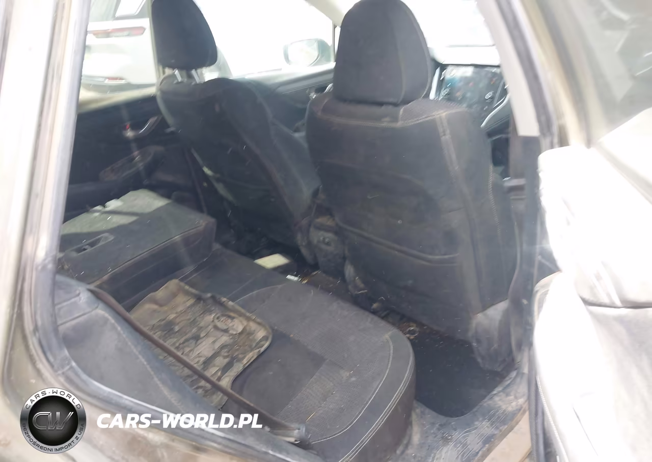 2020 Subaru Outback Premium VIN:4S4BTACC7L3111414 - 8