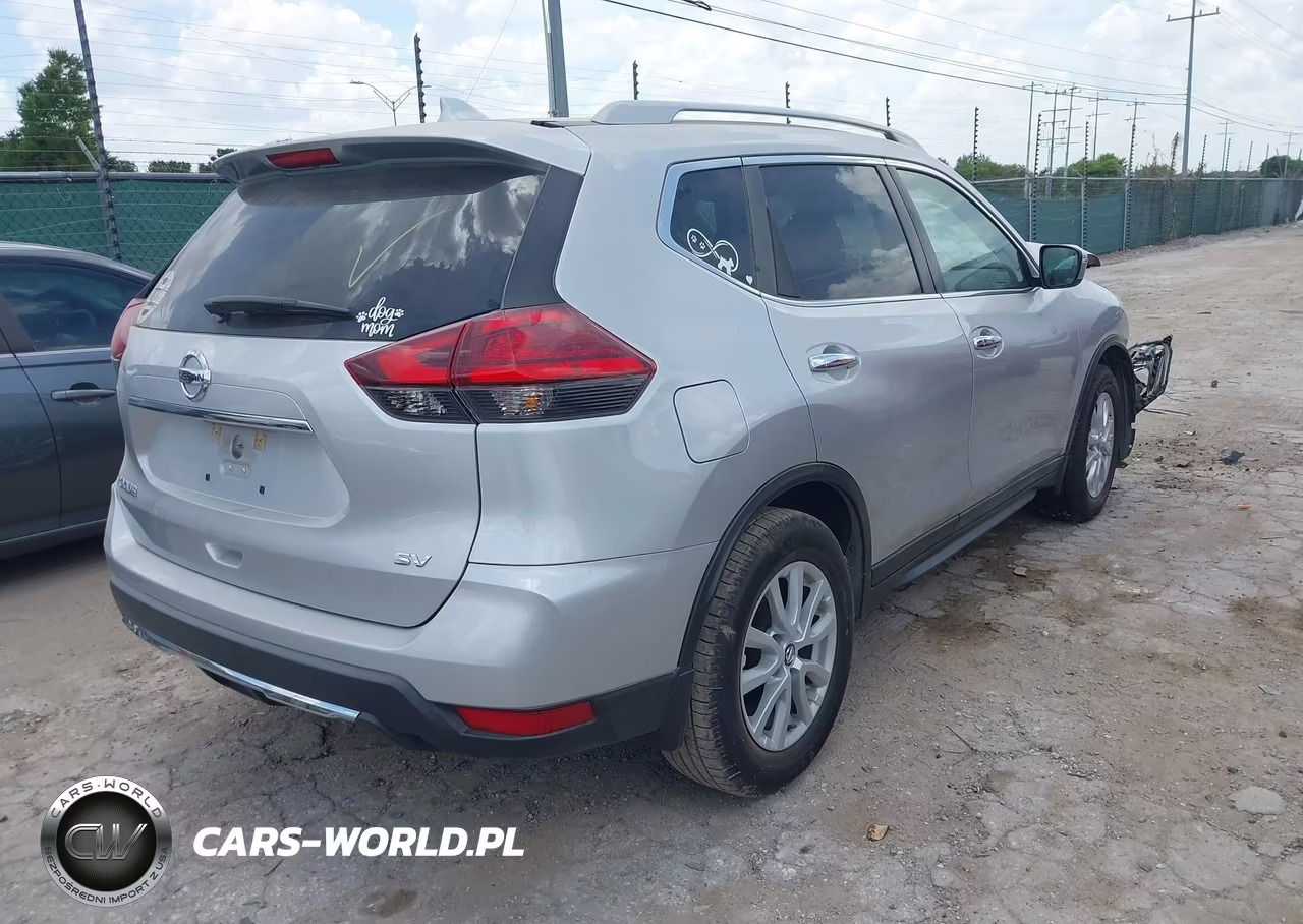 2017 Nissan Rogue Sv VIN:5N1AT2MTXHC804520 - 4