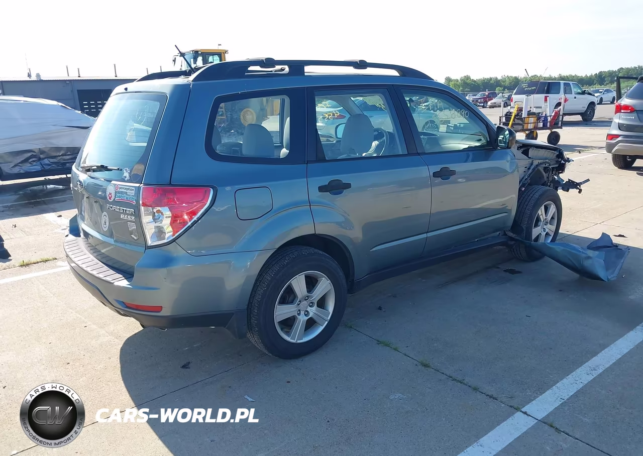 2012 Subaru Forester 2.5X VIN:JF2SHABC7CH466837 - 4