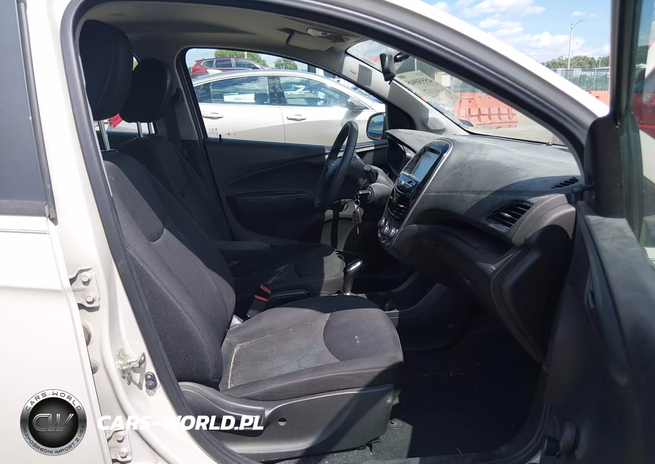 2017 Chevrolet Spark Ls Cvt VIN:KL8CB6SA1HC751076 - 5