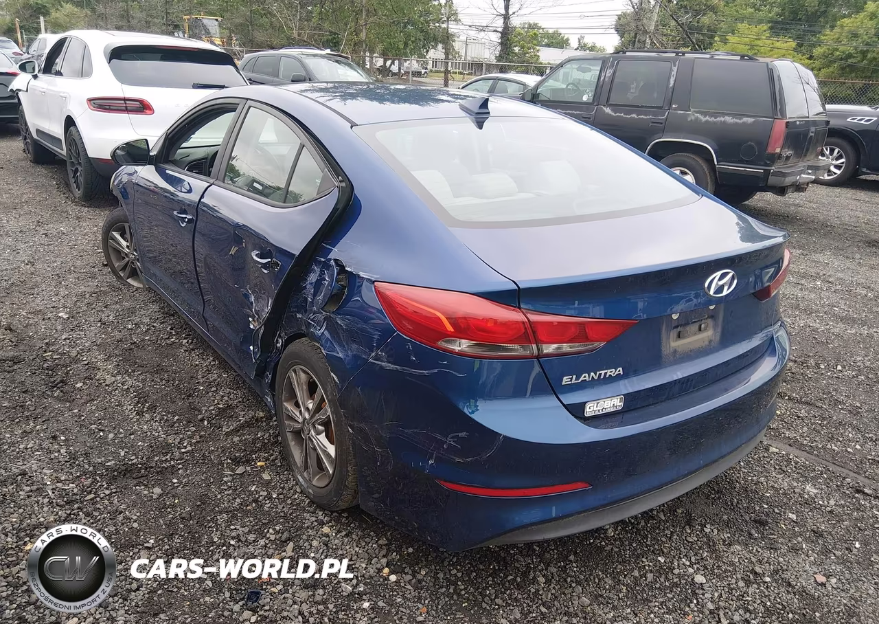2017 Hyundai Elantra Se VIN:5NPD84LF0HH120428 - 3
