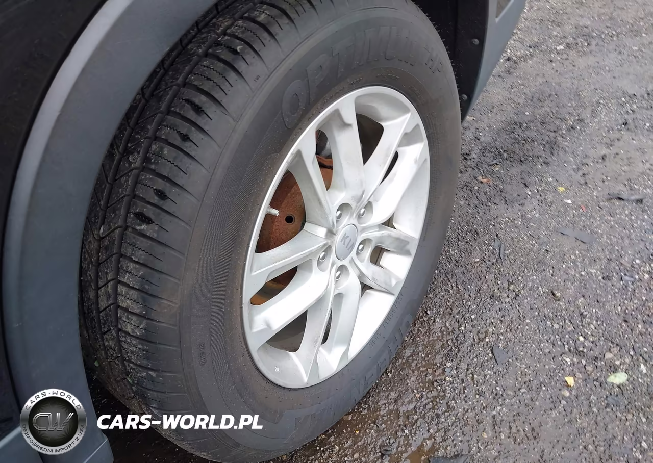 2015 Kia Sorento Lx VIN:5XYKT3A6XFG578503 - 12