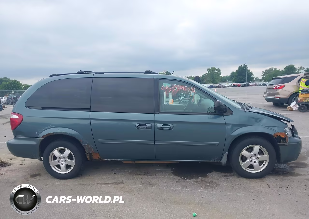 2005 Dodge Caravan Sxt VIN:2D4GP44L15R397448 - 13