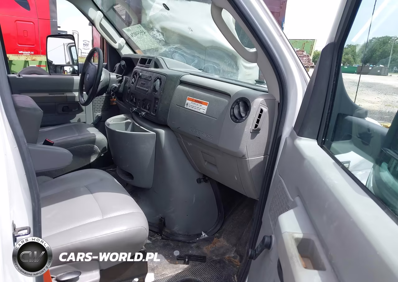 2017 Ford E-350 Cutaway VIN:1FDWE3FS9HDC16810 - 6