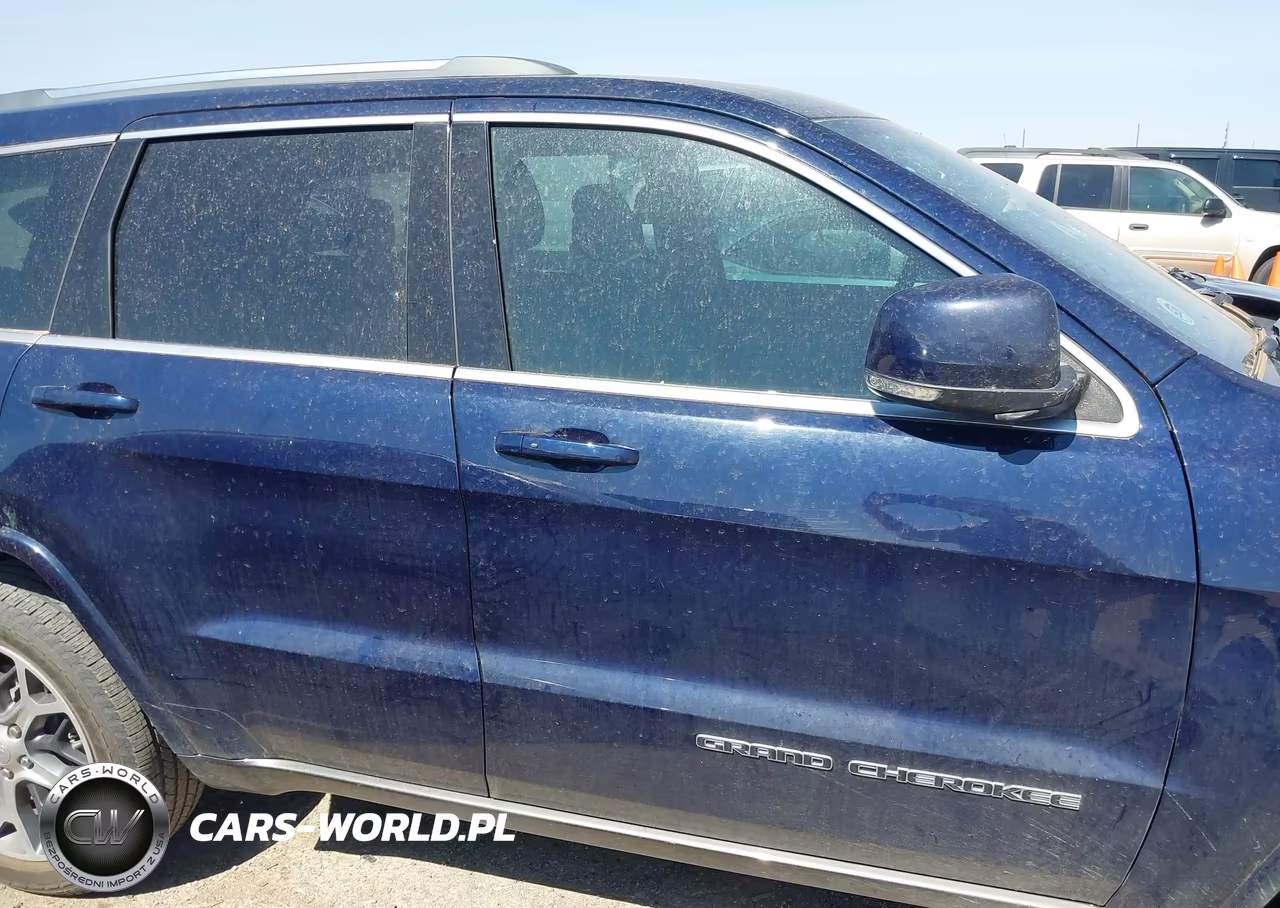 2018 Jeep Grand Cherokee Sterling Edition 4X2 VIN:1C4RJEBG9JC369886 - 13