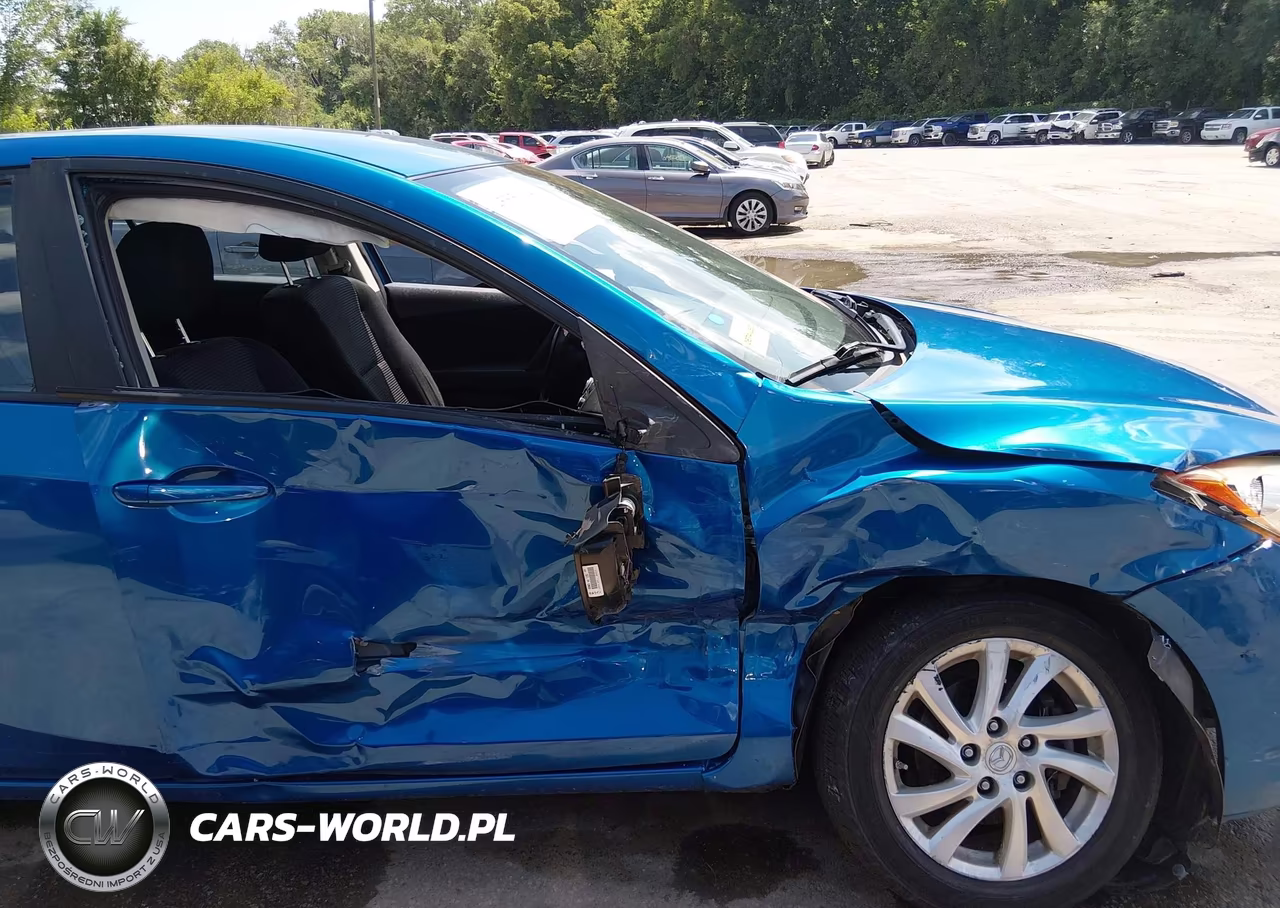 2012 Mazda Mazda3 I Touring VIN:JM1BL1L72C1661736 - 6