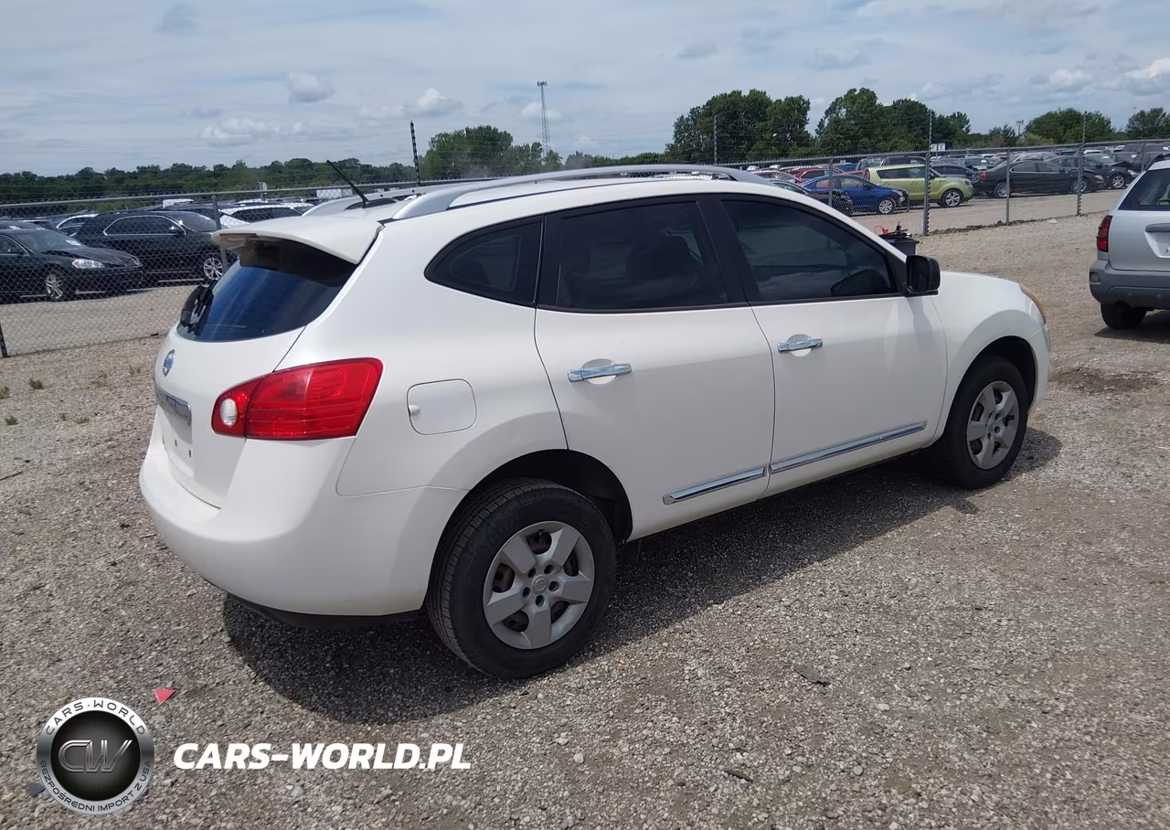 2015 Nissan Rogue Select S VIN:JN8AS5MT8FW662029 - 4