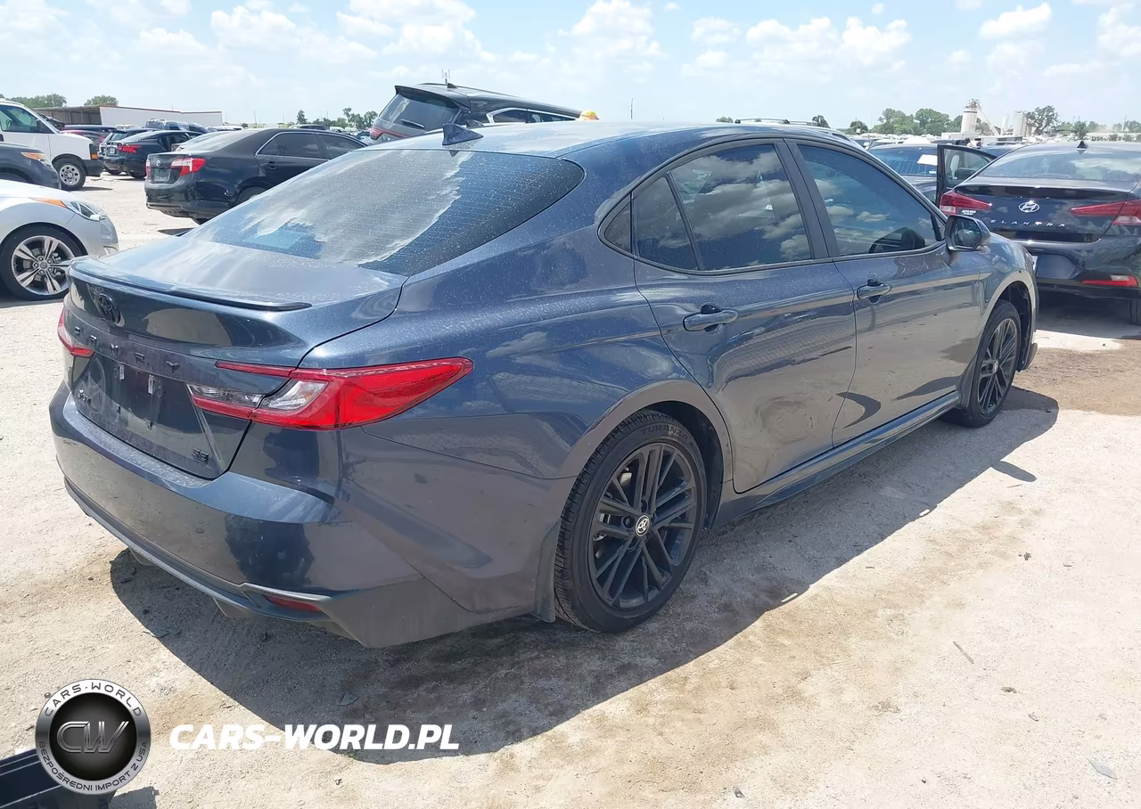 2026 Toyota Camry Se VIN:4T1DAACK6TU652552 - 4
