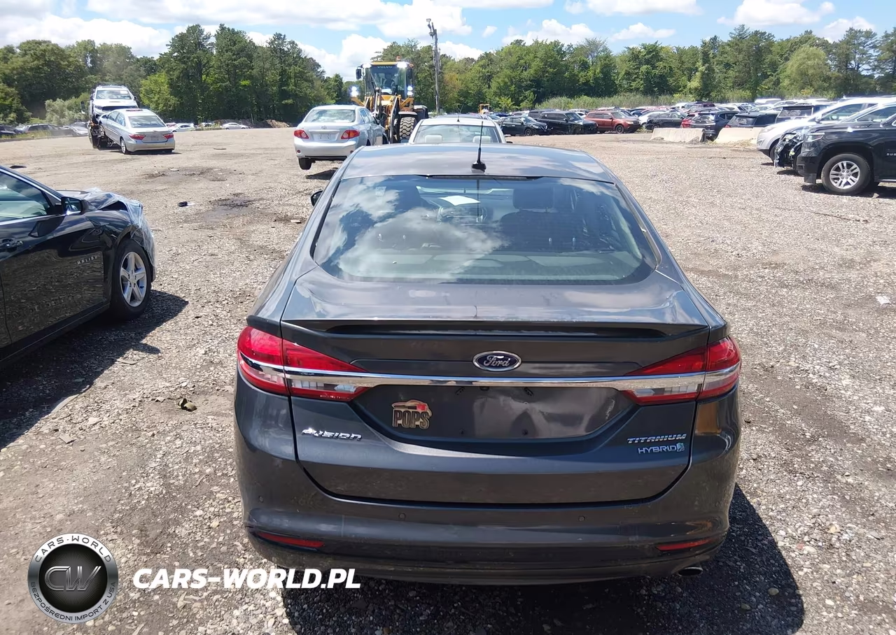 2018 Ford Fusion Hybrid Platinum-Titanium VIN:3FA6P0RU2JR151067 - 16