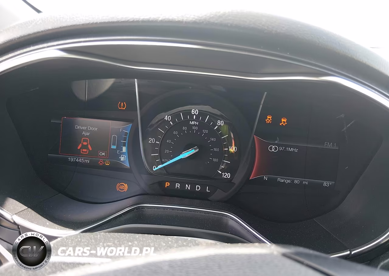 2018 Ford Fusion Hybrid Platinum-Titanium VIN:3FA6P0RU2JR151067 - 7