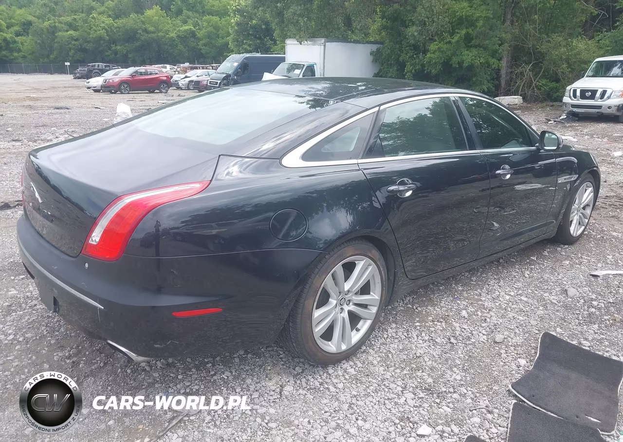 2012 Jaguar Xj Xjl Portfolio VIN:SAJWA2GB8CLV28884 - 4