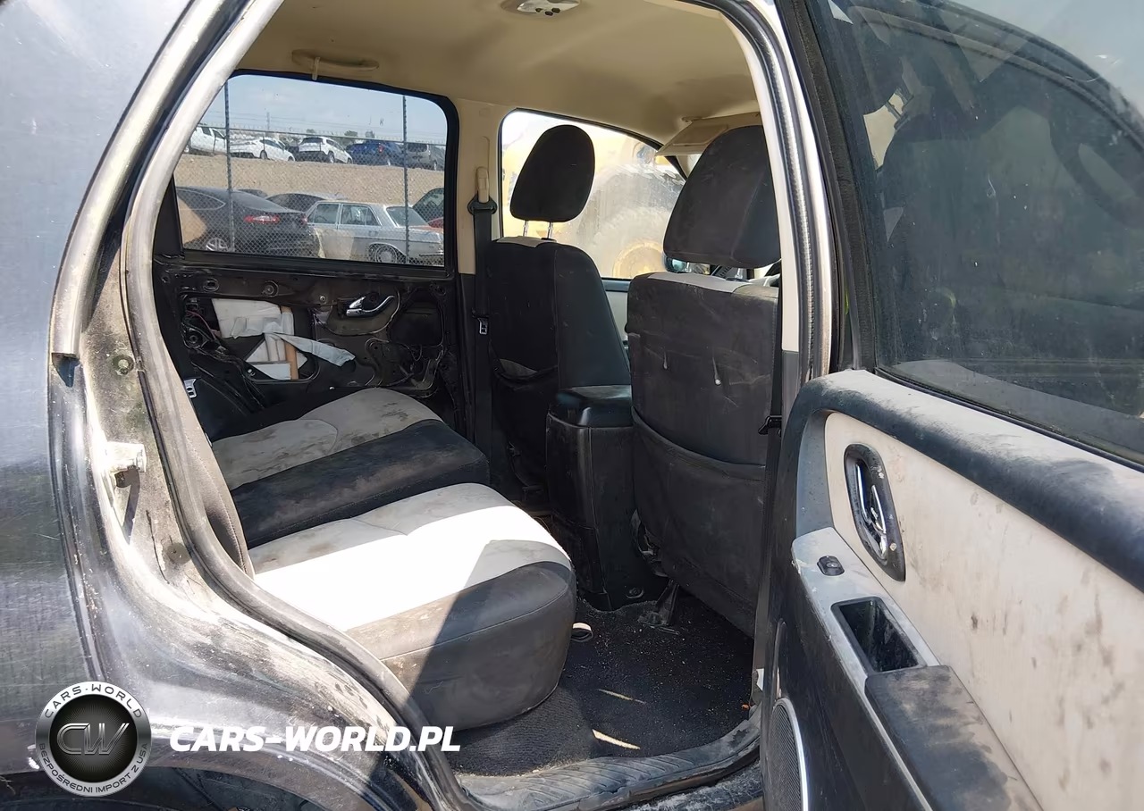 2006 Mercury Mariner Luxury-Premier VIN:4M2YU56106KJ19646 - 8