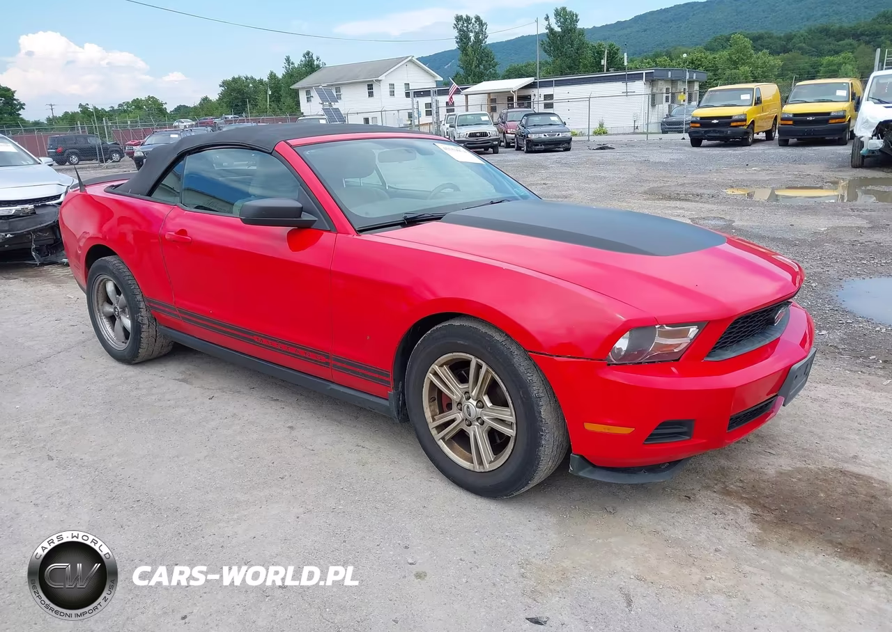 2012 Ford Mustang V6-V6 Premium