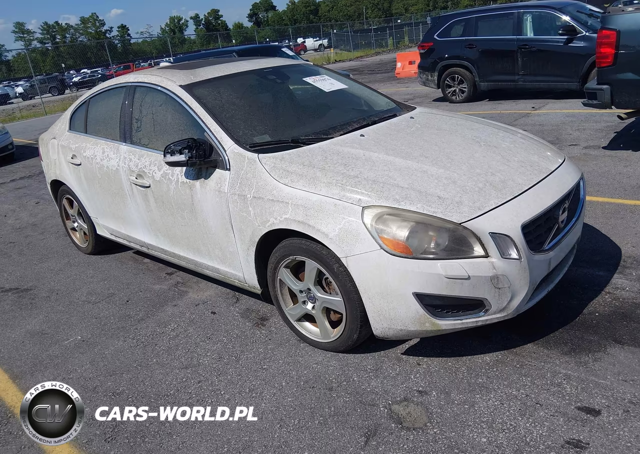 2013 Volvo S60 T5-T5 Platinum-T5 Premier-T5 Premier Plus