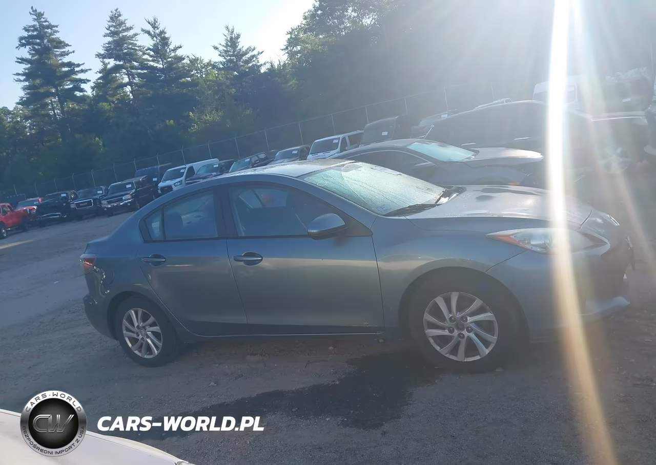 2012 Mazda Mazda3 I Touring VIN:JM1BL1V89C1575331 - 13